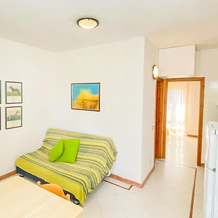 Residence Approdo Verde San Teodoro  Exteriör bild