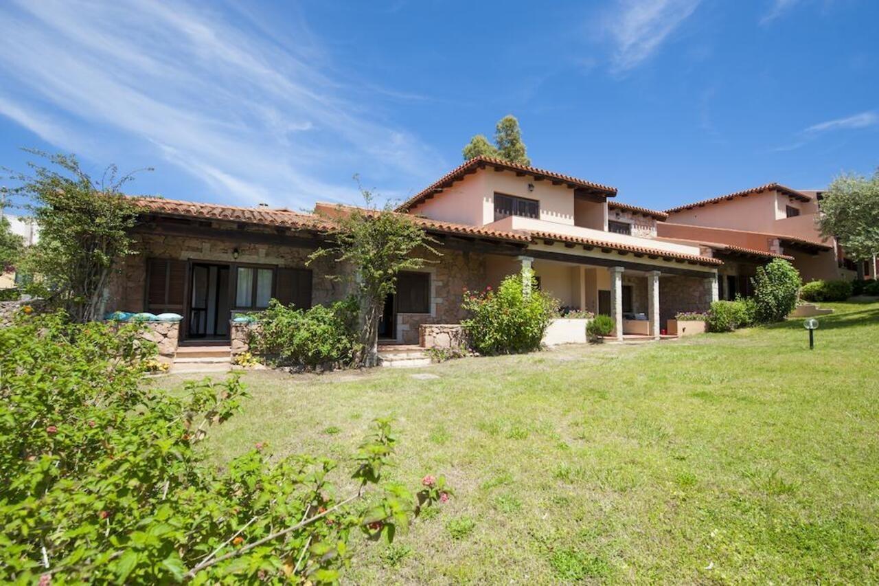Residence Approdo Verde San Teodoro  Exteriör bild