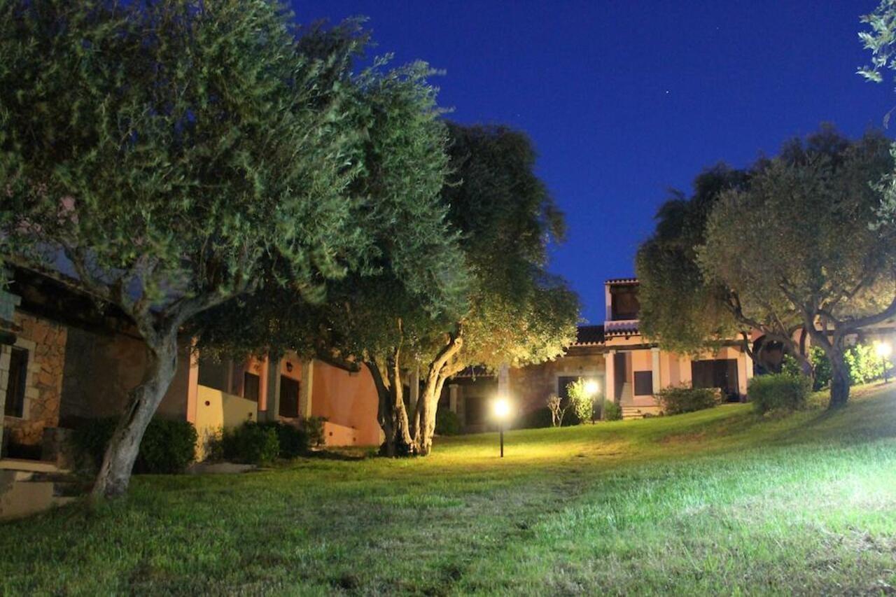 Residence Approdo Verde San Teodoro  Exteriör bild